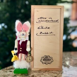 STEINBACH | Alice in Wonderland White Rabbit – SIGNED